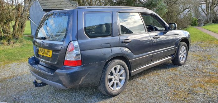 Subaru Forester 2.0 XEn Auto Sat Nav 1 Lady Dr Owner FSH Sat Nav New Mot New Cambelt Four Wheel Drive Petrol Metallic Graphite Grey