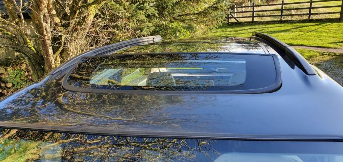 Subaru Outback 2.5 SE Outback 5dr Auto 2 owners Jan 2023 Mot Four Wheel Drive Petrol Metallic Grey