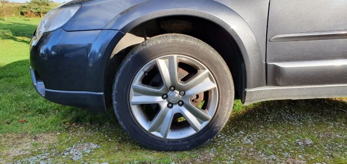 Subaru Outback 2.5 SE Outback 5dr Auto 2 owners Jan 2023 Mot Four Wheel Drive Petrol Metallic Grey