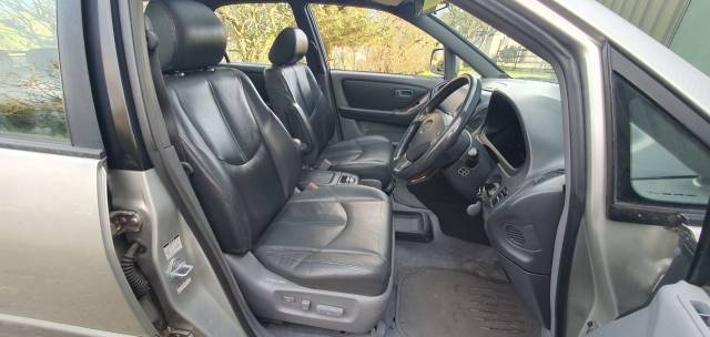 2001 Toyota Harrier (Lexus RX300) 3.0 V6 Auto 4x4 UK car 97k fsh