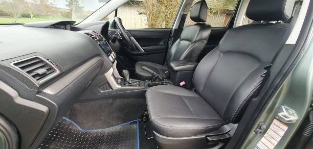 2015 Subaru Forester 2.0D XC Premium 5dr Lineartronic Leather, Nav, FSH