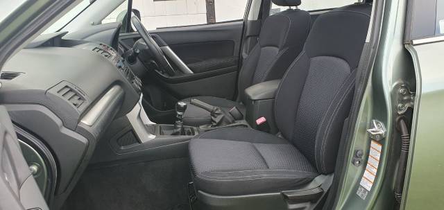 2015 Subaru Forester 2.0D XC 6spd man, 3 own, fsh, new mot
